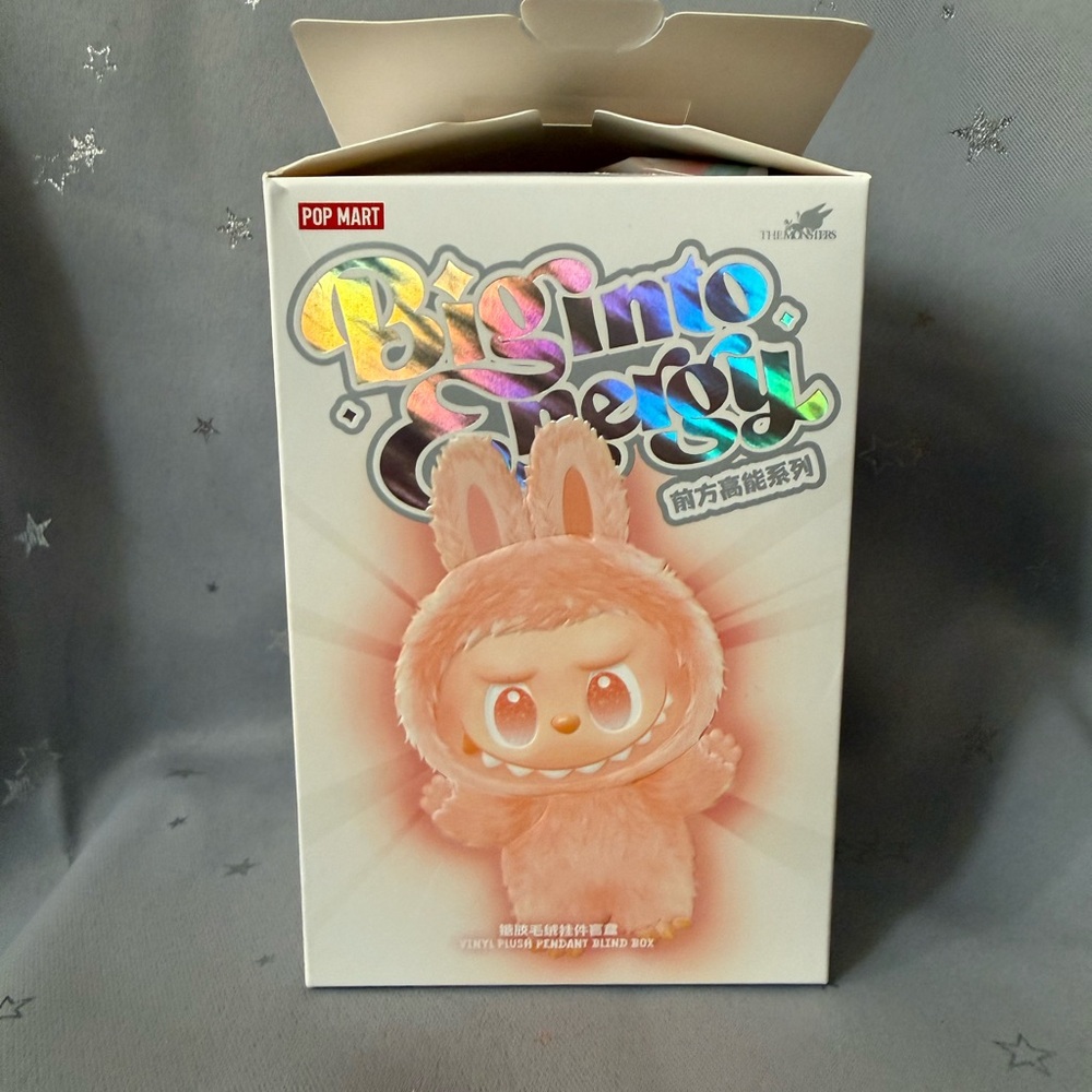 Pop Mart Loyalty Labubu